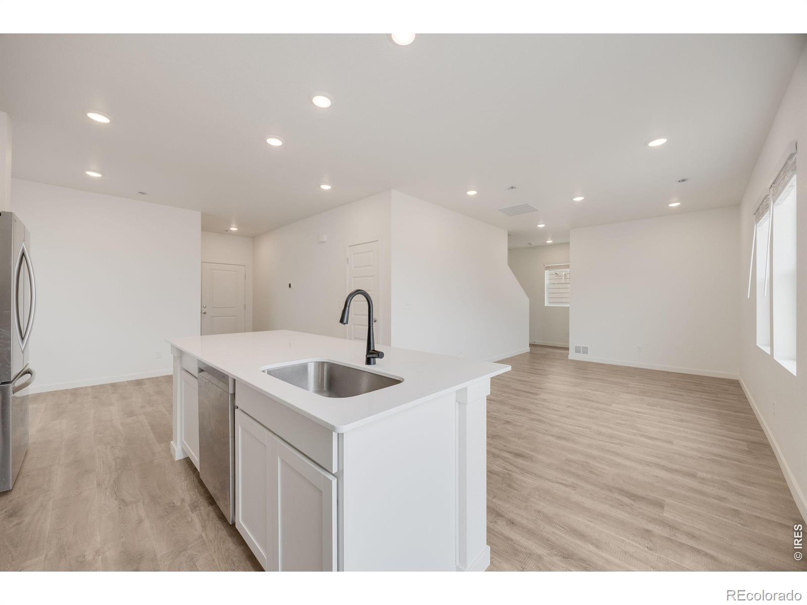 MLS Image #14 for 740  ayrshire road,johnstown, Colorado