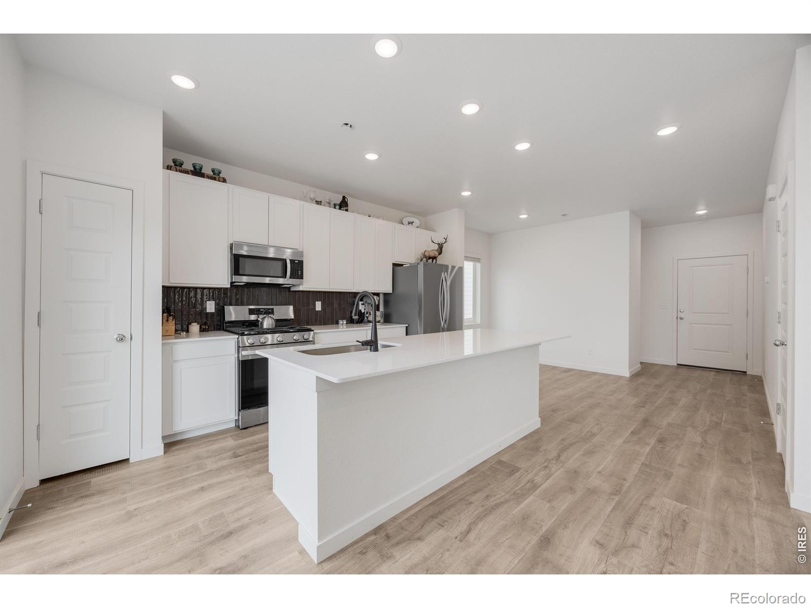 MLS Image #22 for 740  ayrshire road,johnstown, Colorado