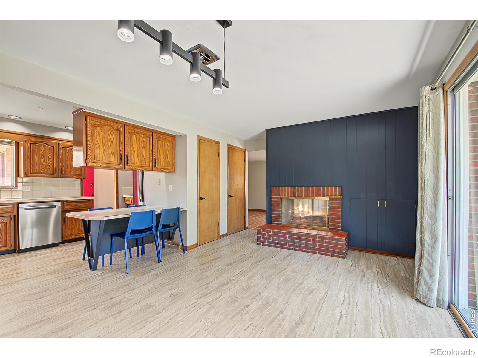 MLS Image #13 for 2408 s utica street,denver, Colorado