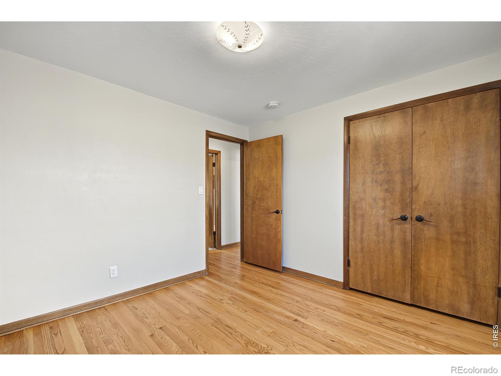 MLS Image #20 for 2408 s utica street,denver, Colorado