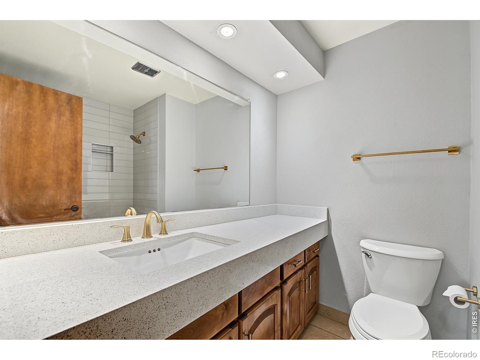MLS Image #28 for 2408 s utica street,denver, Colorado