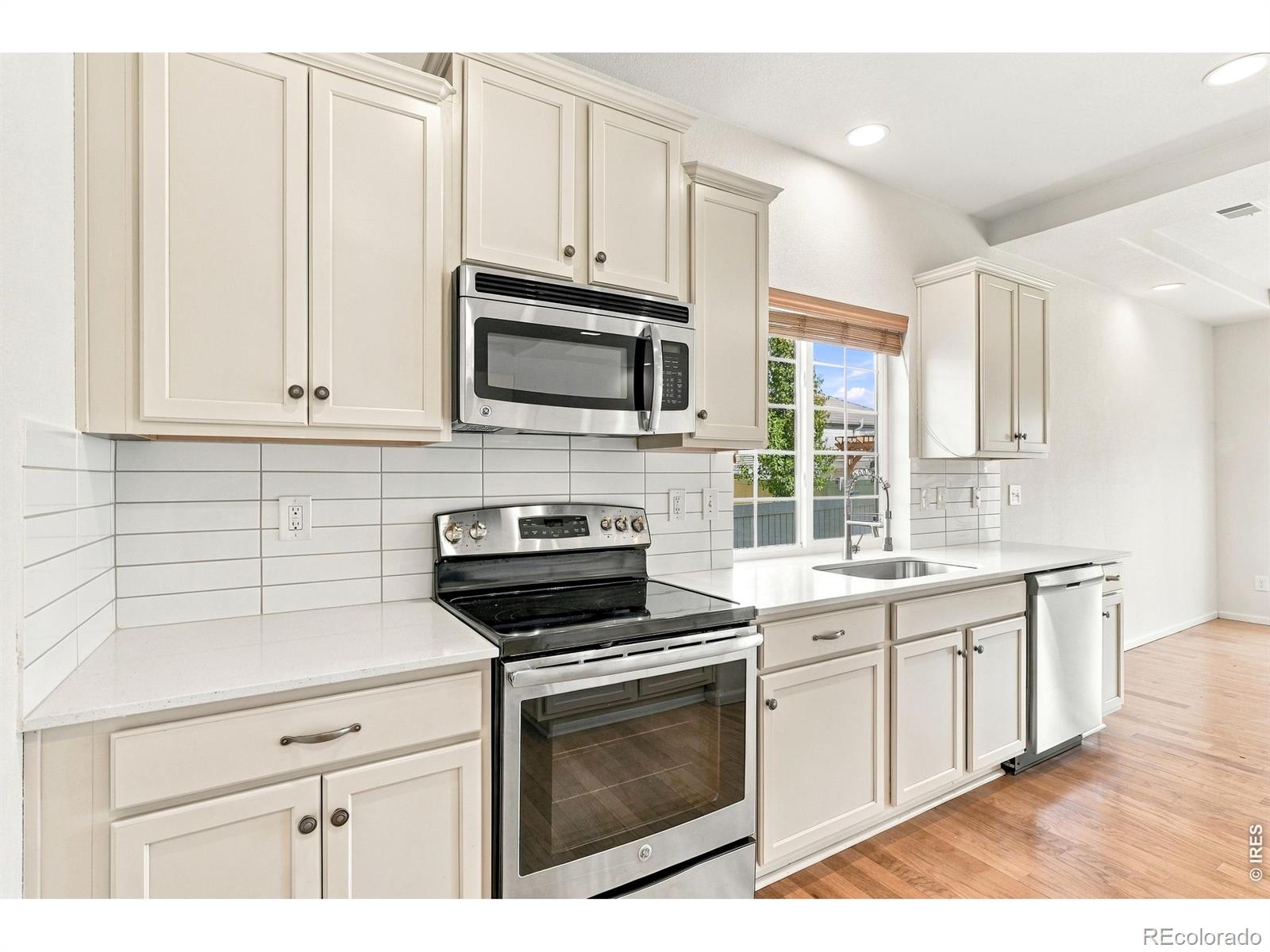 MLS Image #5 for 3559  maplewood lane,johnstown, Colorado