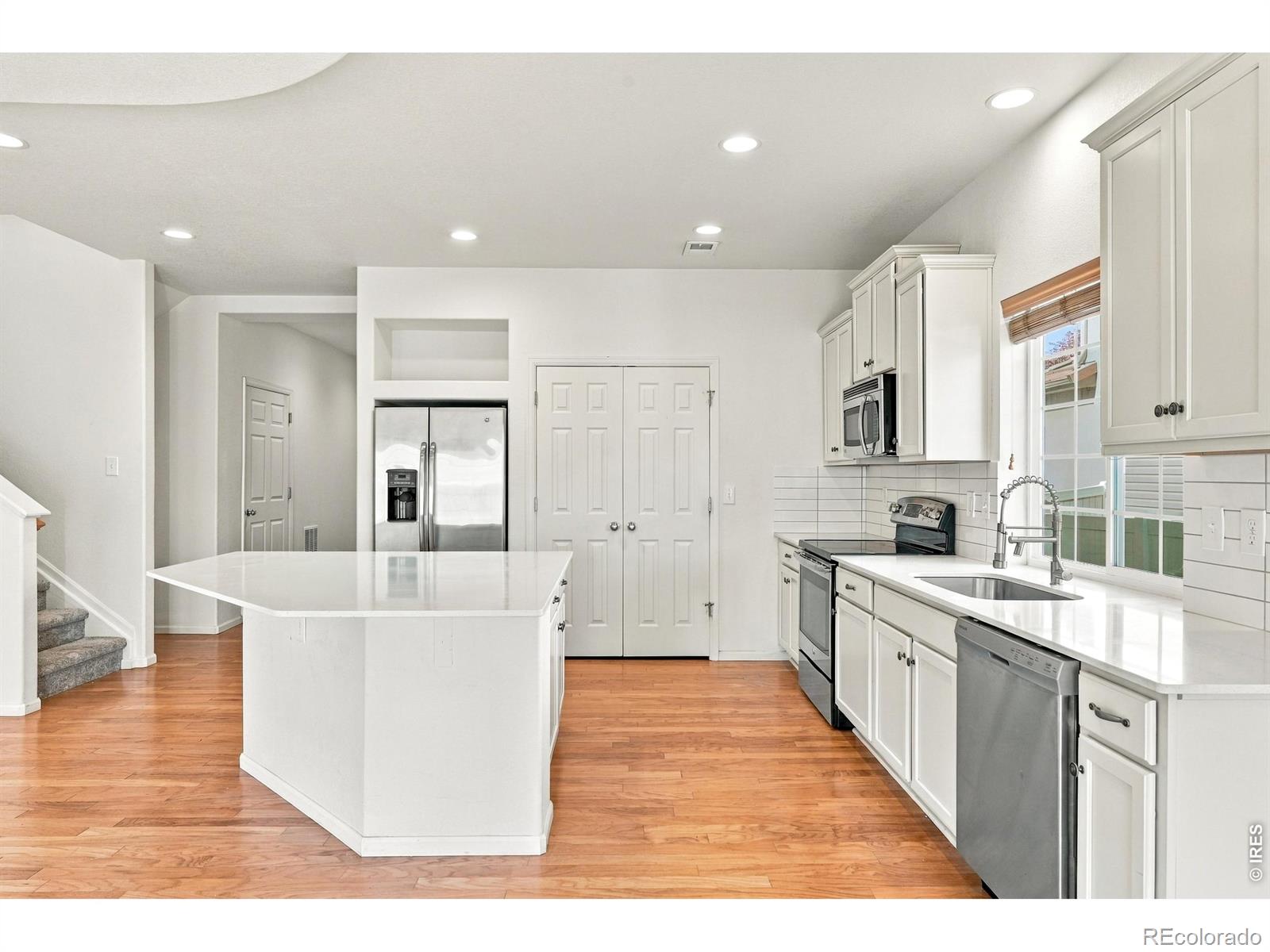 MLS Image #6 for 3559  maplewood lane,johnstown, Colorado