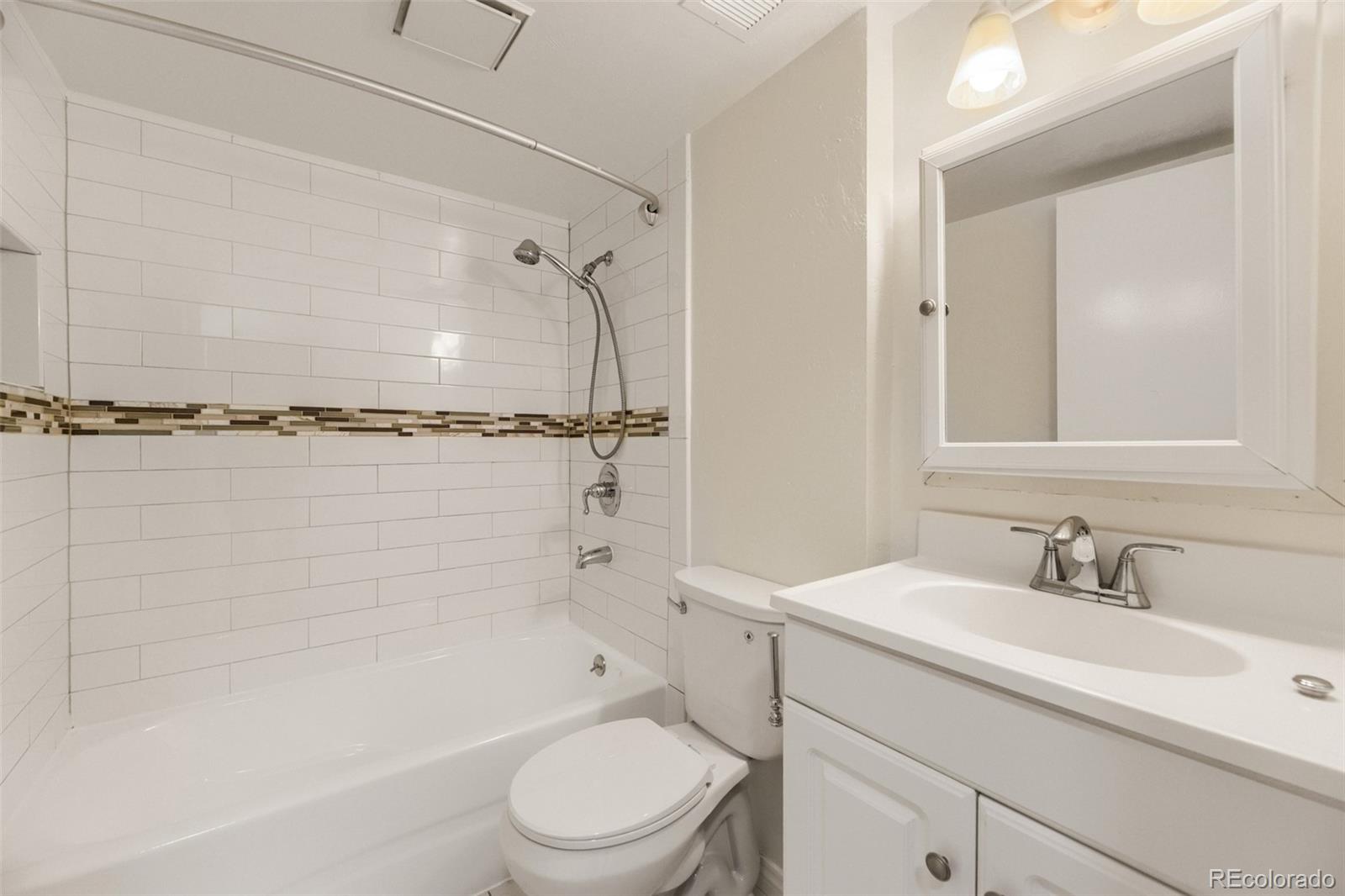 MLS Image #9 for 3927 s pitkin way,aurora, Colorado