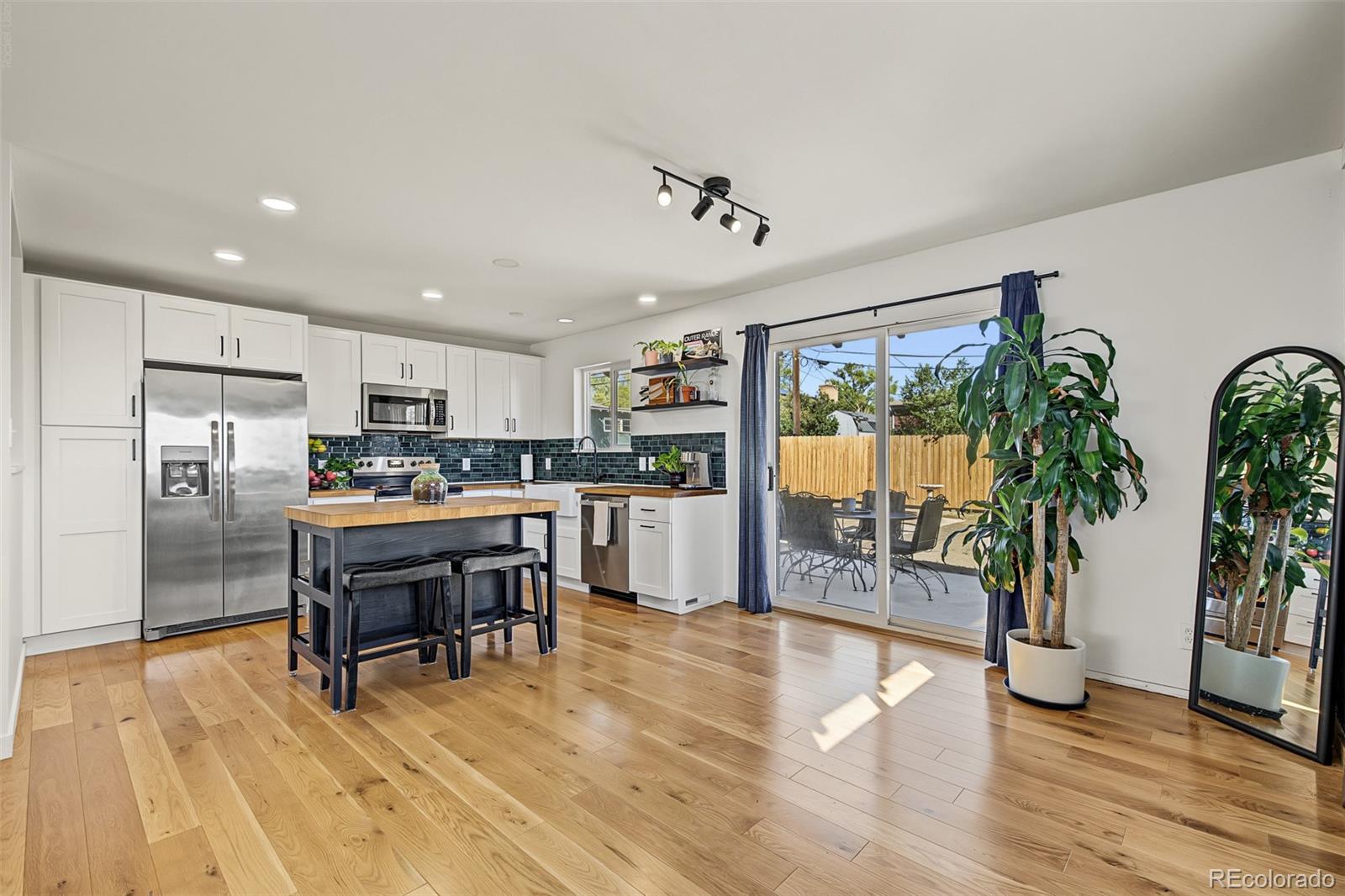 MLS Image #5 for 8420  clarkson street,denver, Colorado
