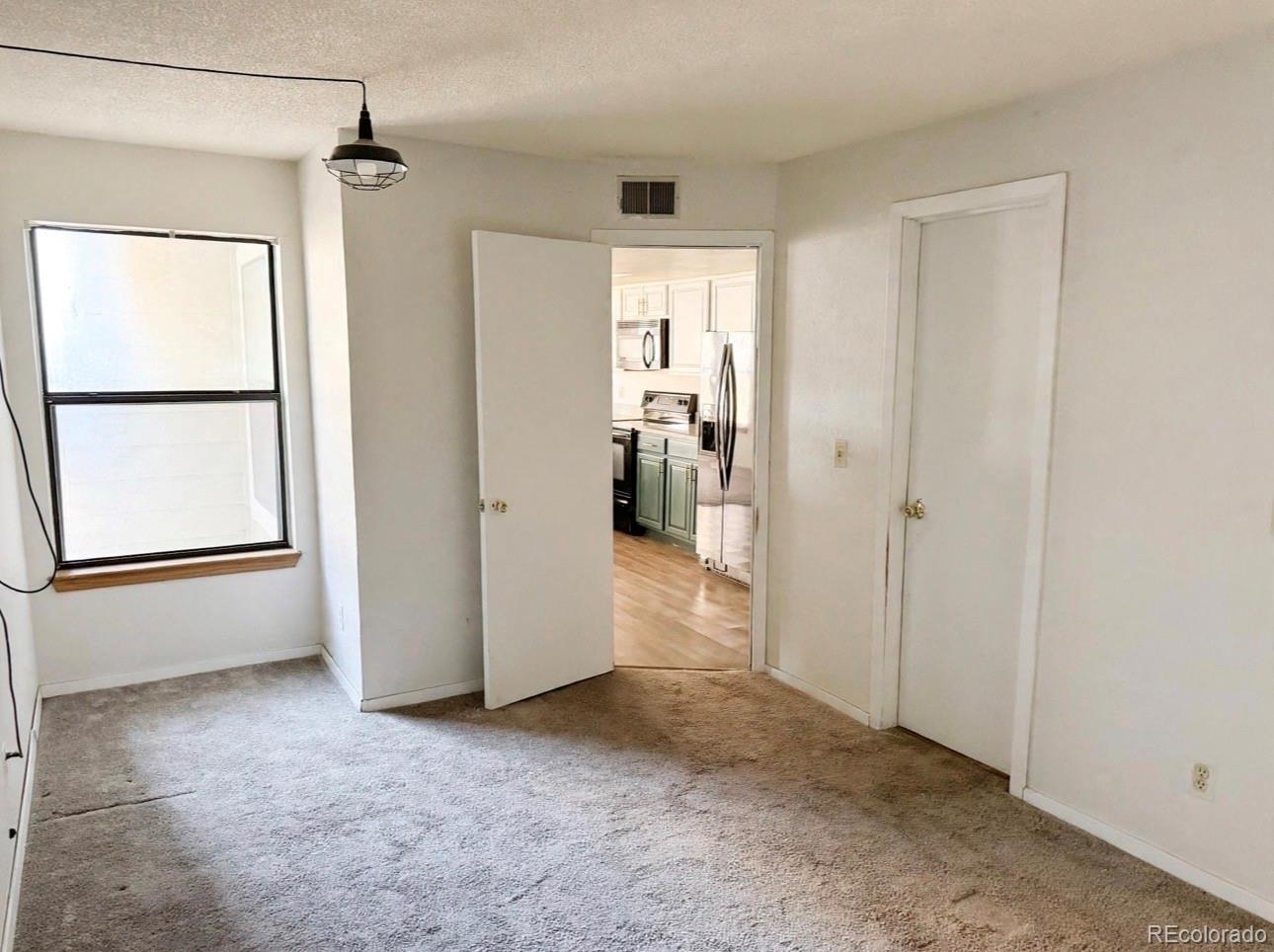 MLS Image #3 for 992 s dearborn way 12,aurora, Colorado