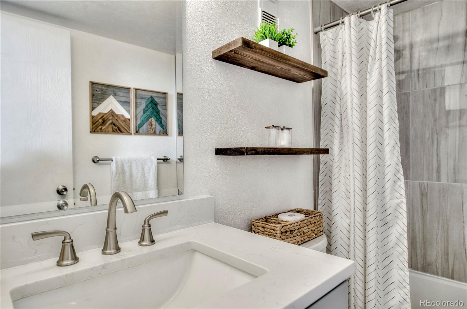 MLS Image #17 for 4400  lodge pole circle,silverthorne, Colorado