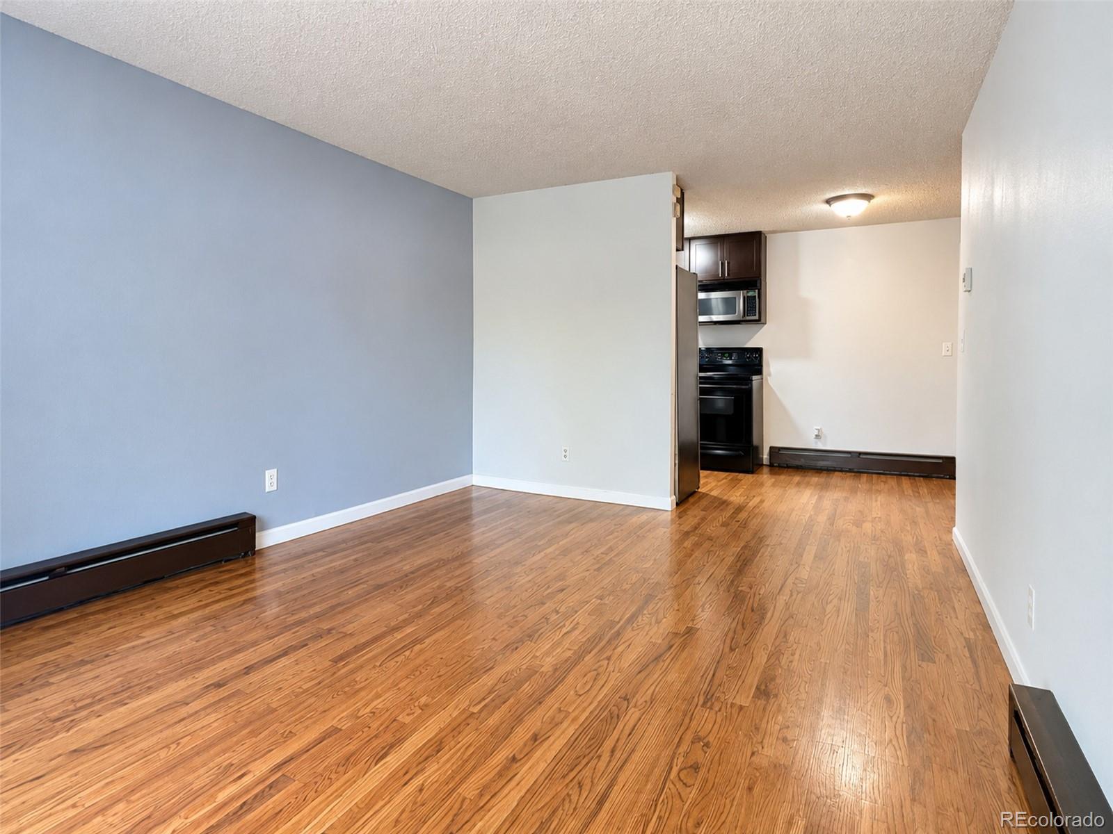 MLS Image #4 for 1410  york street 16,denver, Colorado
