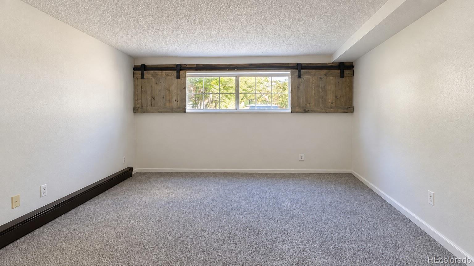 MLS Image #8 for 1410  york street 16,denver, Colorado