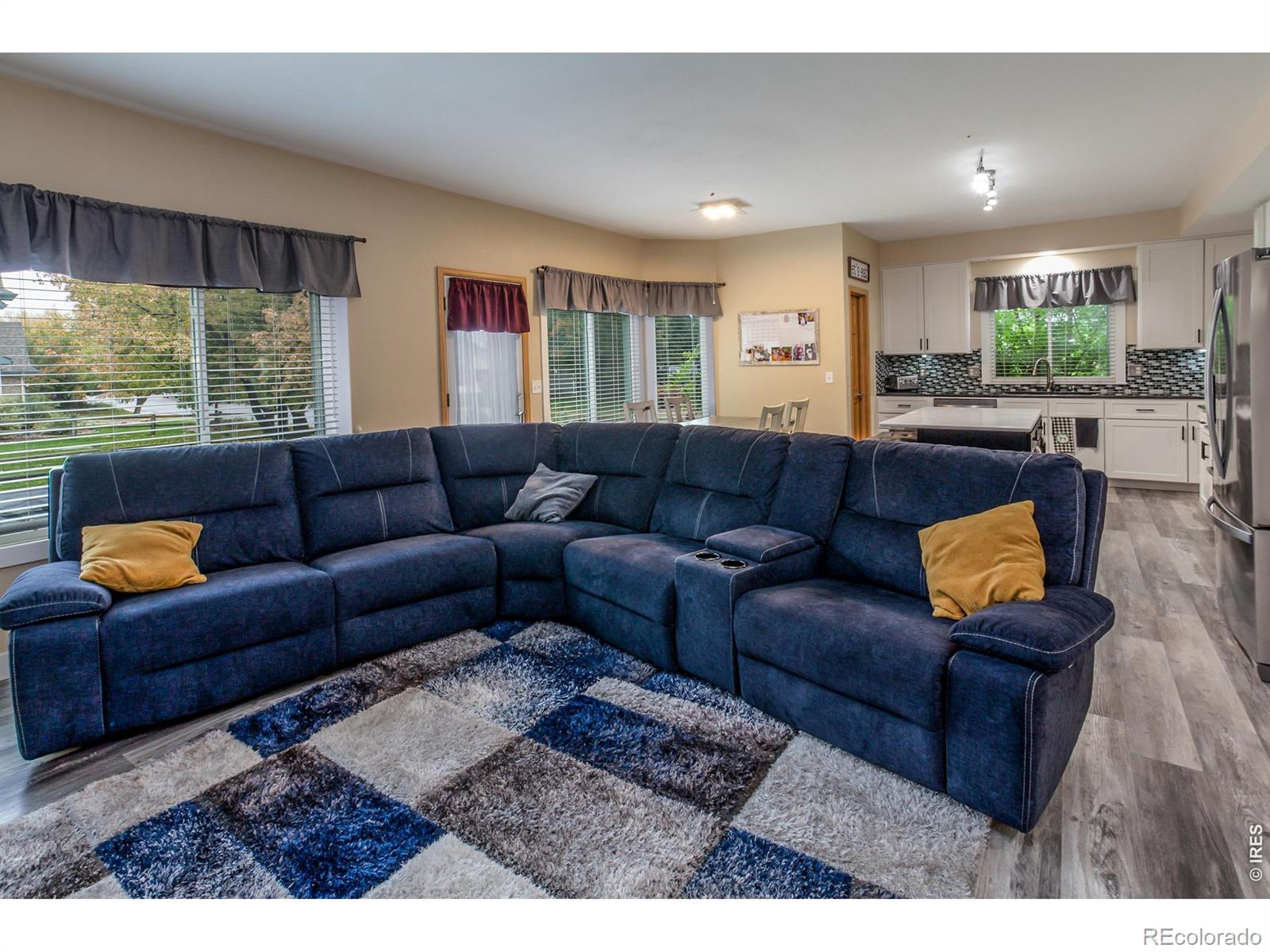 MLS Image #13 for 2006  pacific court,fort collins, Colorado