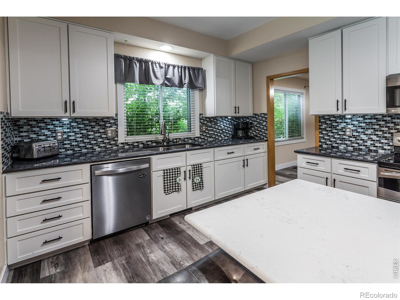 MLS Image #18 for 2006  pacific court,fort collins, Colorado