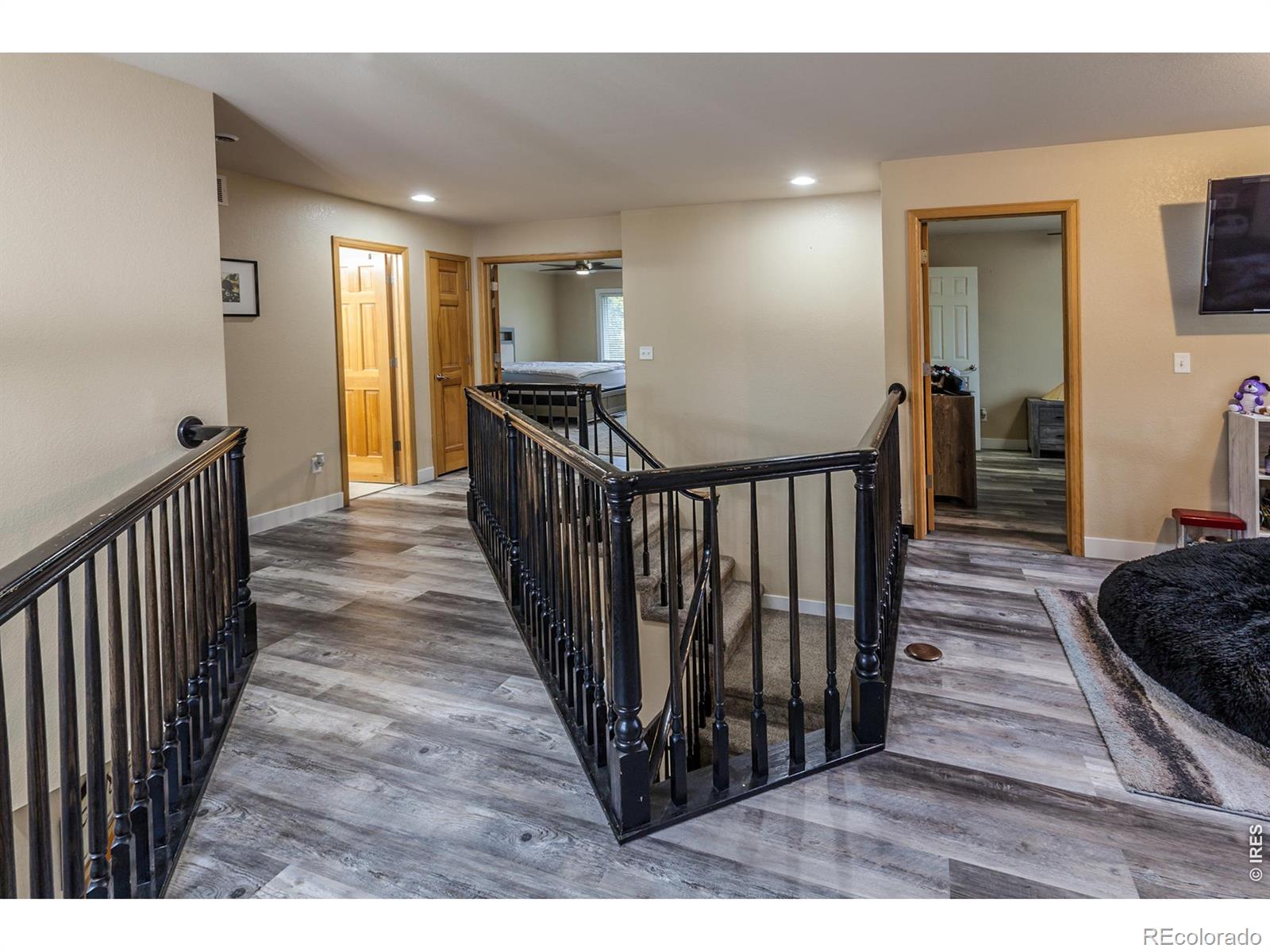 MLS Image #27 for 2006  pacific court,fort collins, Colorado