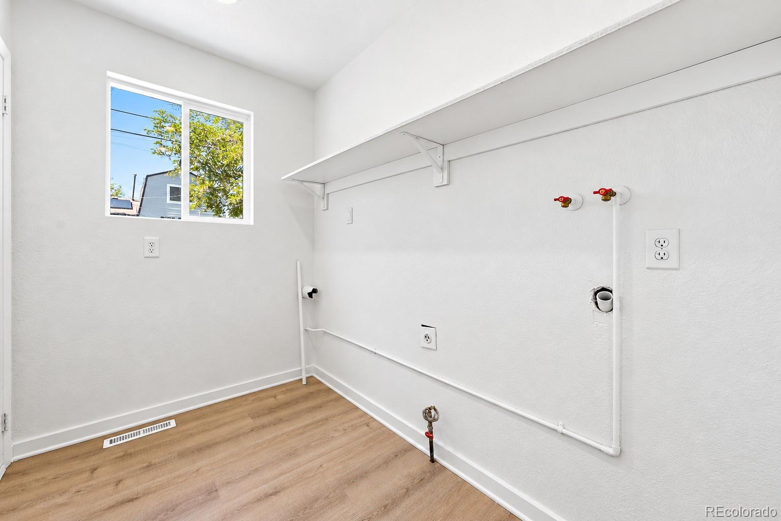 MLS Image #10 for 2631 s green court,denver, Colorado