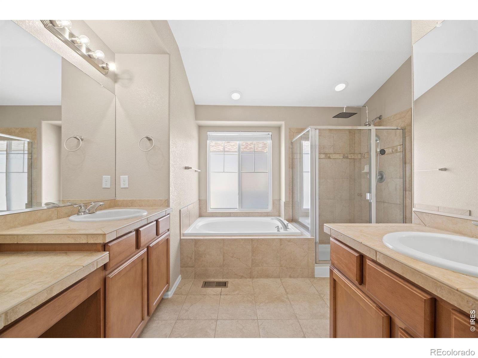 MLS Image #15 for 24025 e wagon trail avenue,aurora, Colorado