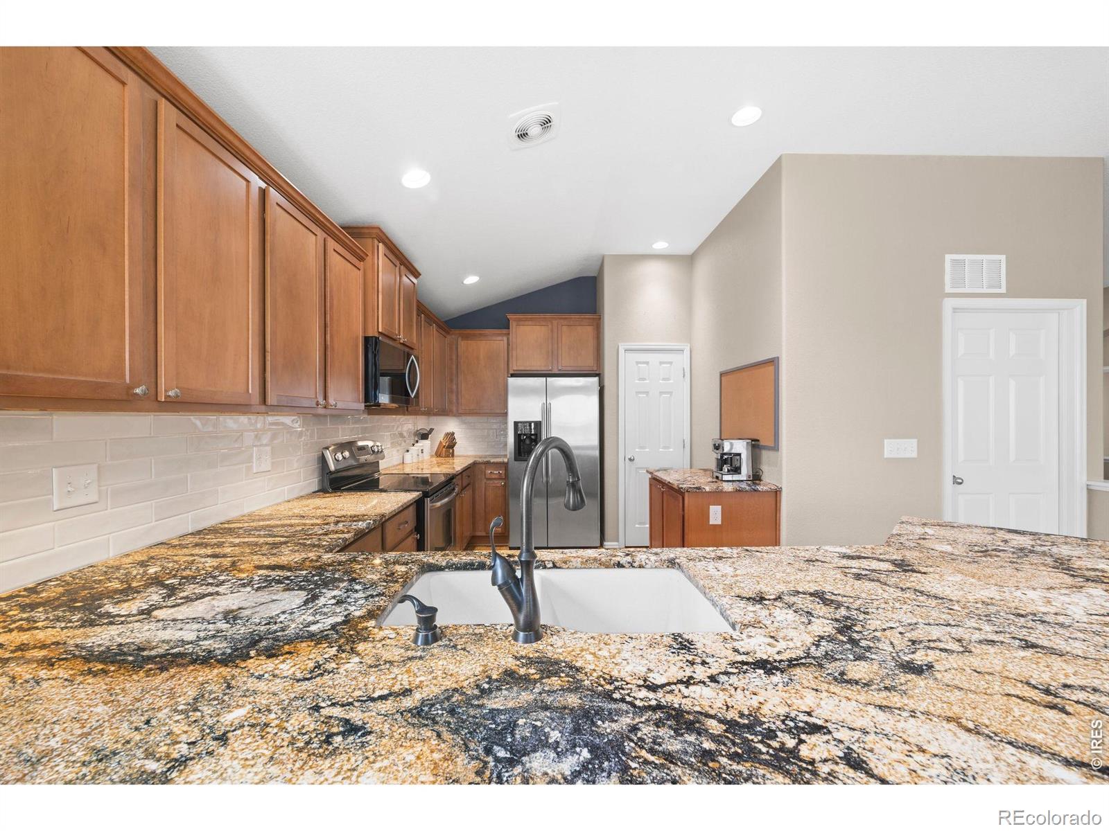 MLS Image #25 for 24025 e wagon trail avenue,aurora, Colorado