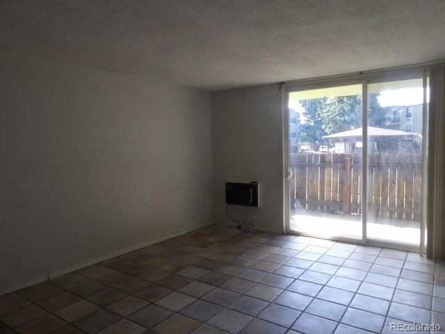 MLS Image #2 for 2281 s vaughn way,aurora, Colorado