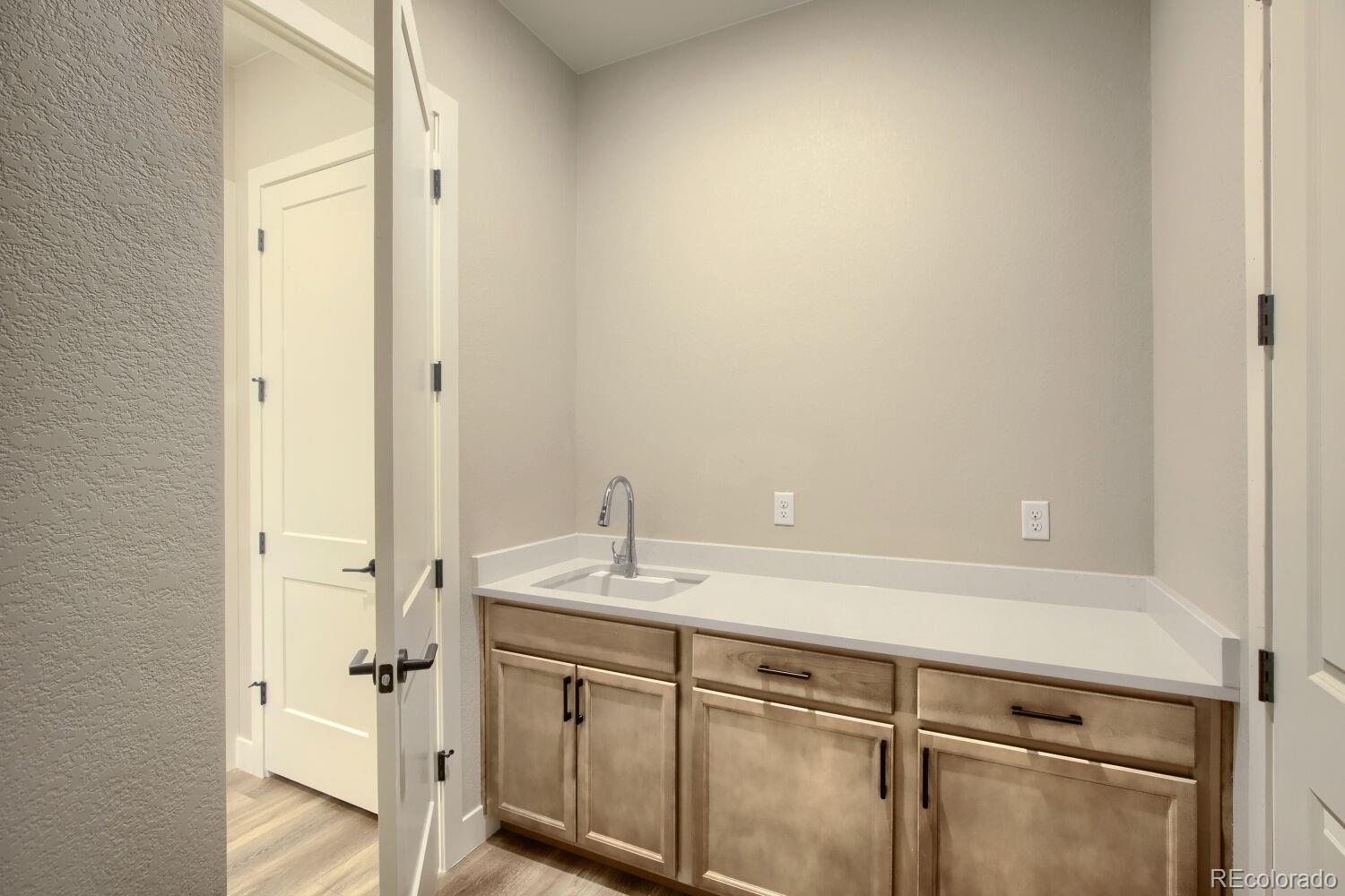 MLS Image #36 for 3108  windward way,fort collins, Colorado