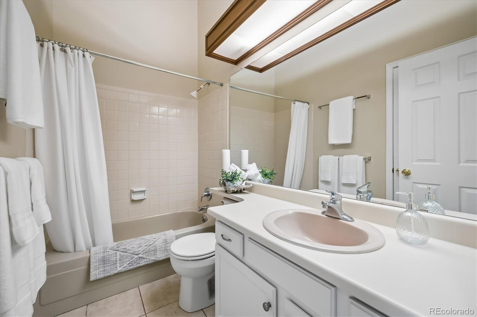 MLS Image #12 for 1218 s flower circle,lakewood, Colorado