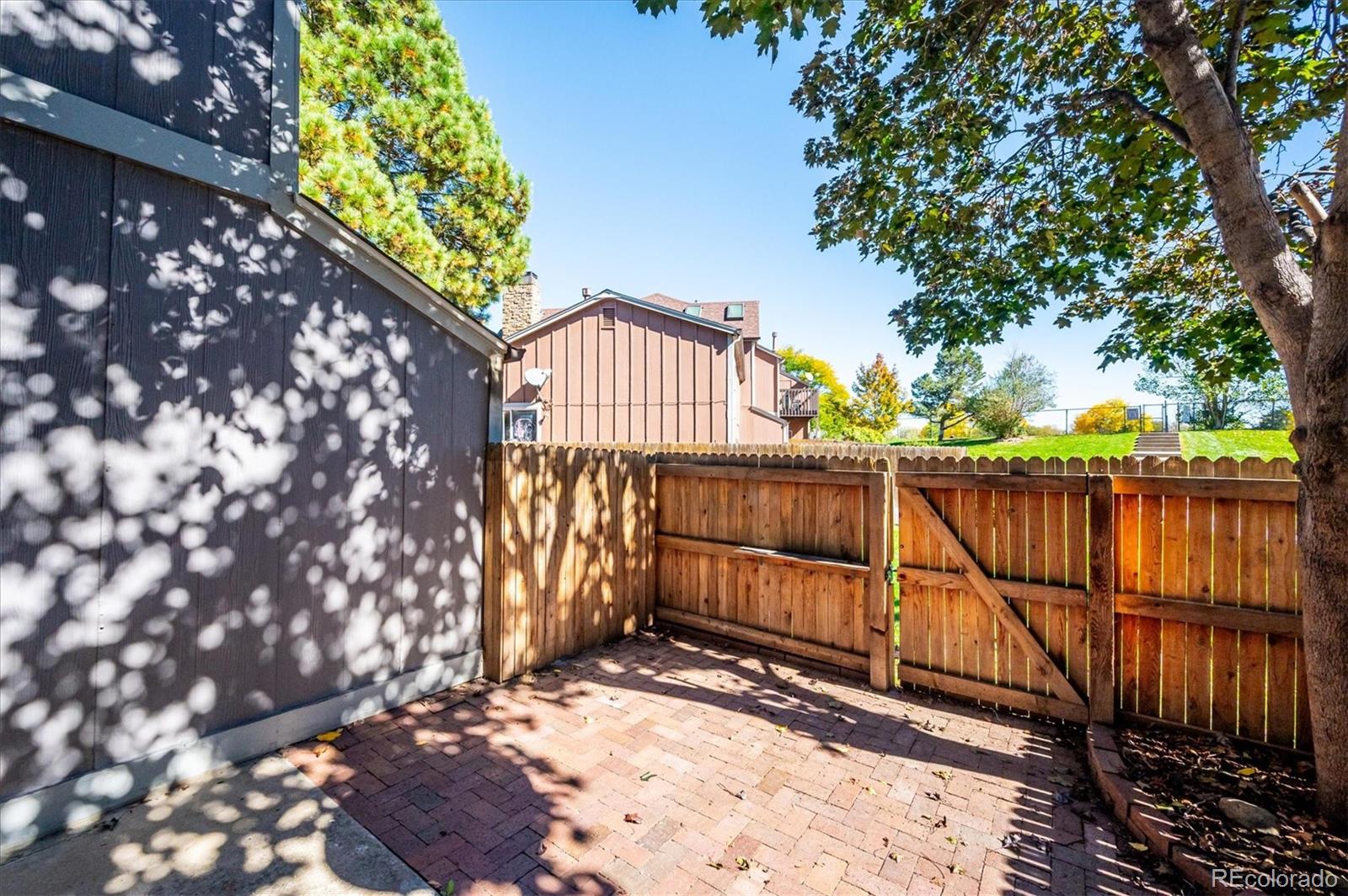 MLS Image #16 for 1218 s flower circle,lakewood, Colorado