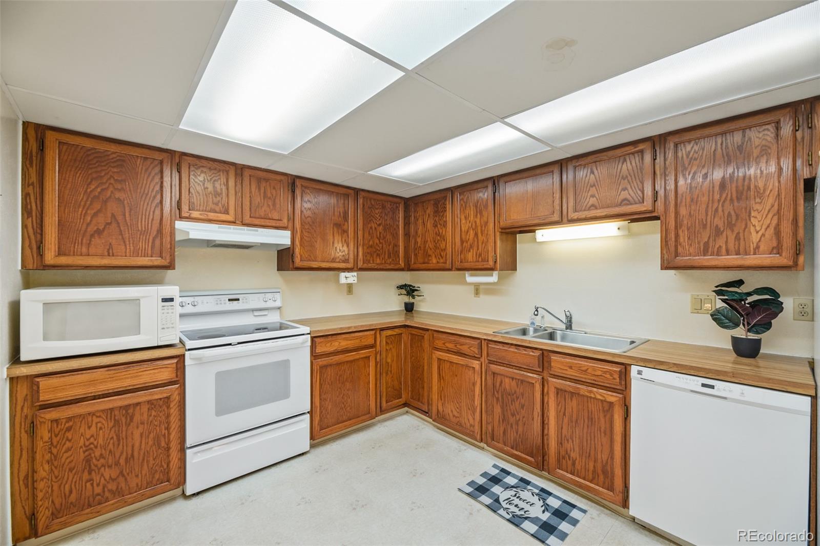 MLS Image #4 for 13955 e oxford place,aurora, Colorado