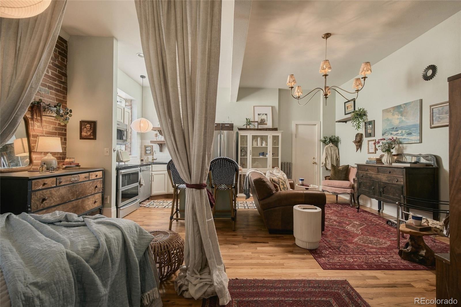 MLS Image #9 for 1368 n downing street,denver, Colorado