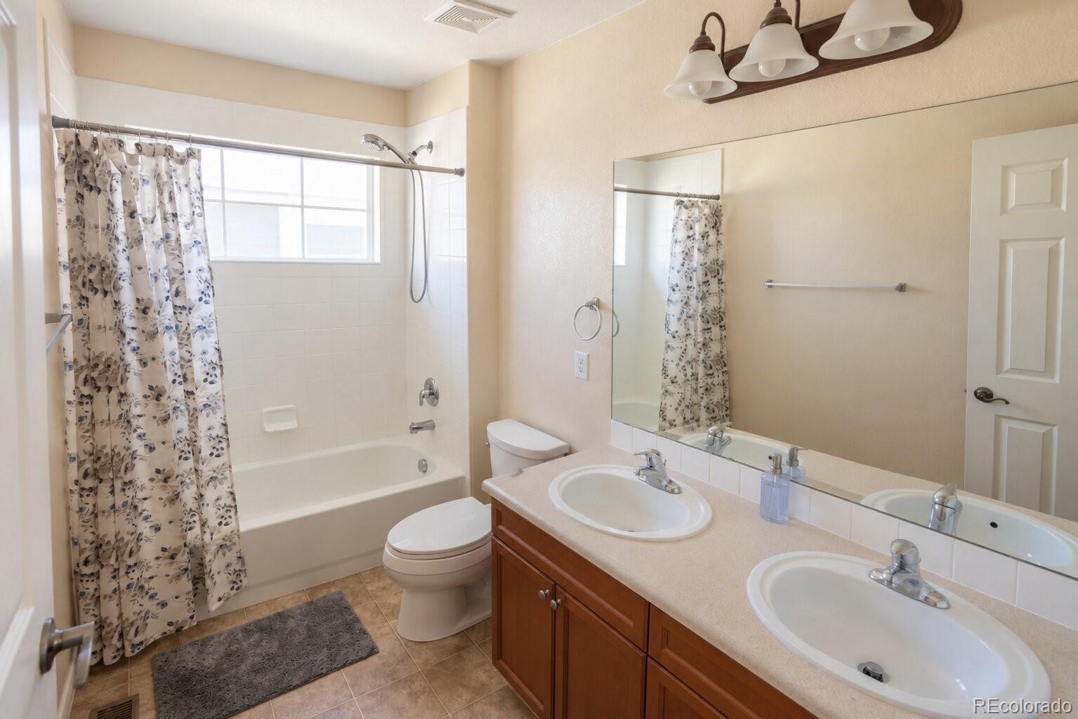 MLS Image #20 for 1341 s duquesne circle,aurora, Colorado
