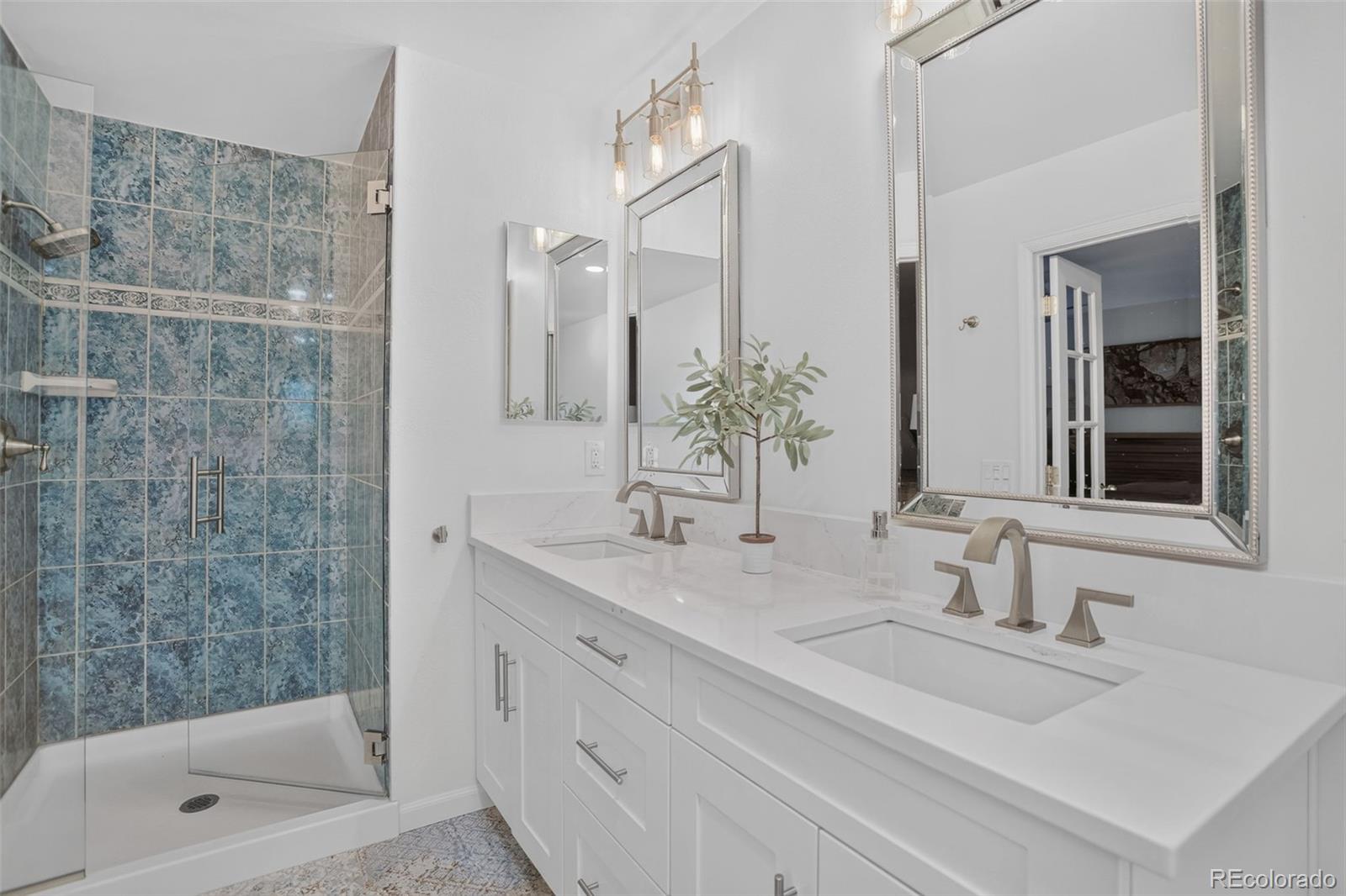 MLS Image #20 for 7908 s niagara way,centennial, Colorado