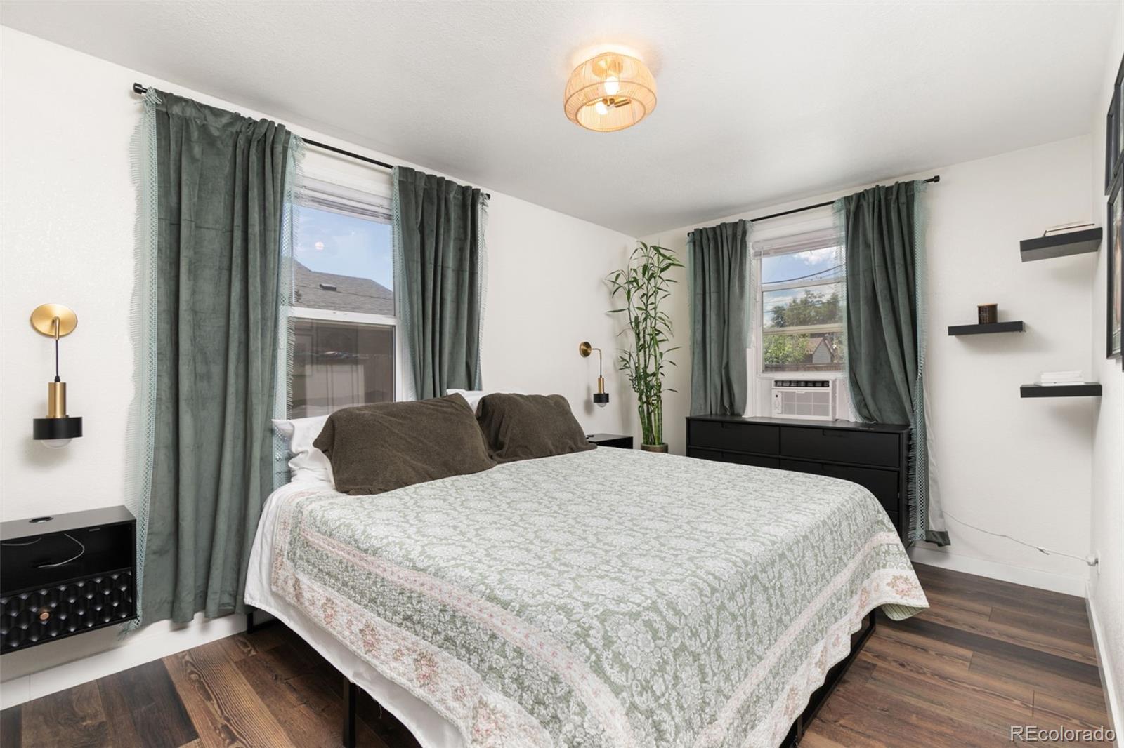 MLS Image #11 for 1157  willow street,denver, Colorado