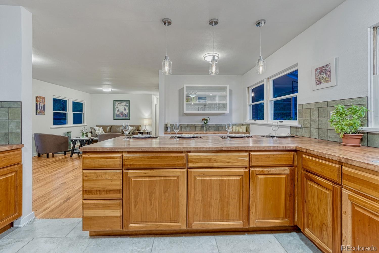 MLS Image #11 for 1221 e madison street,colorado springs, Colorado