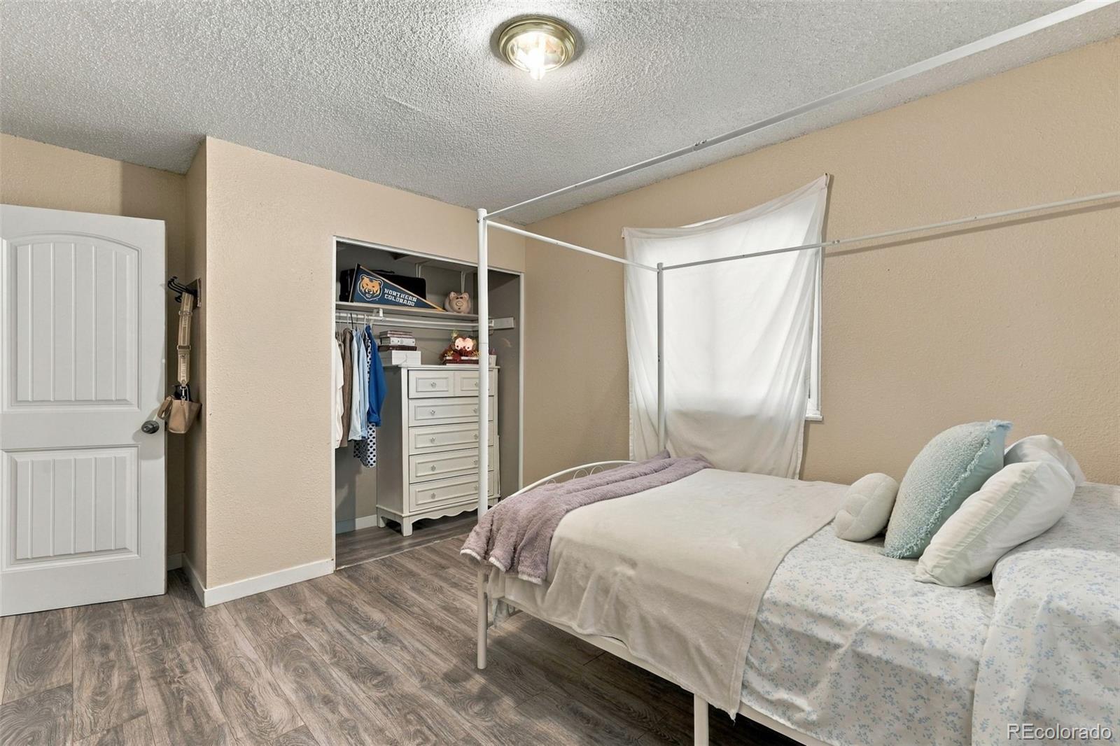 MLS Image #11 for 5566  anaheim way,denver, Colorado