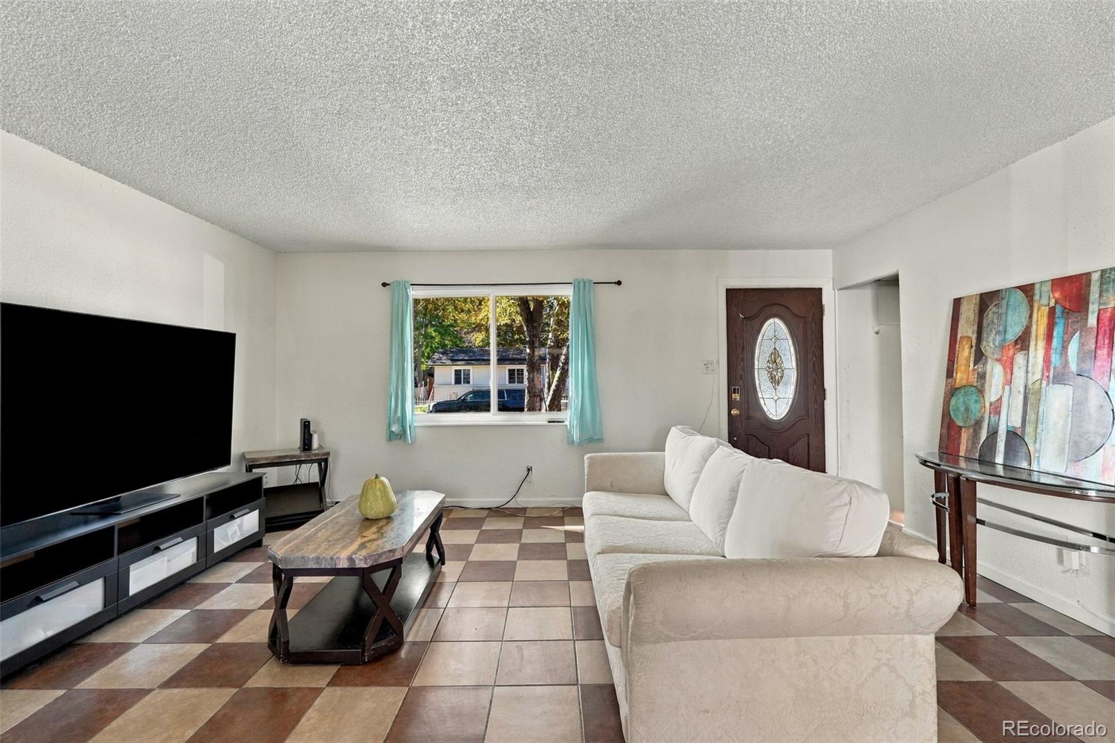 MLS Image #4 for 5566  anaheim way,denver, Colorado