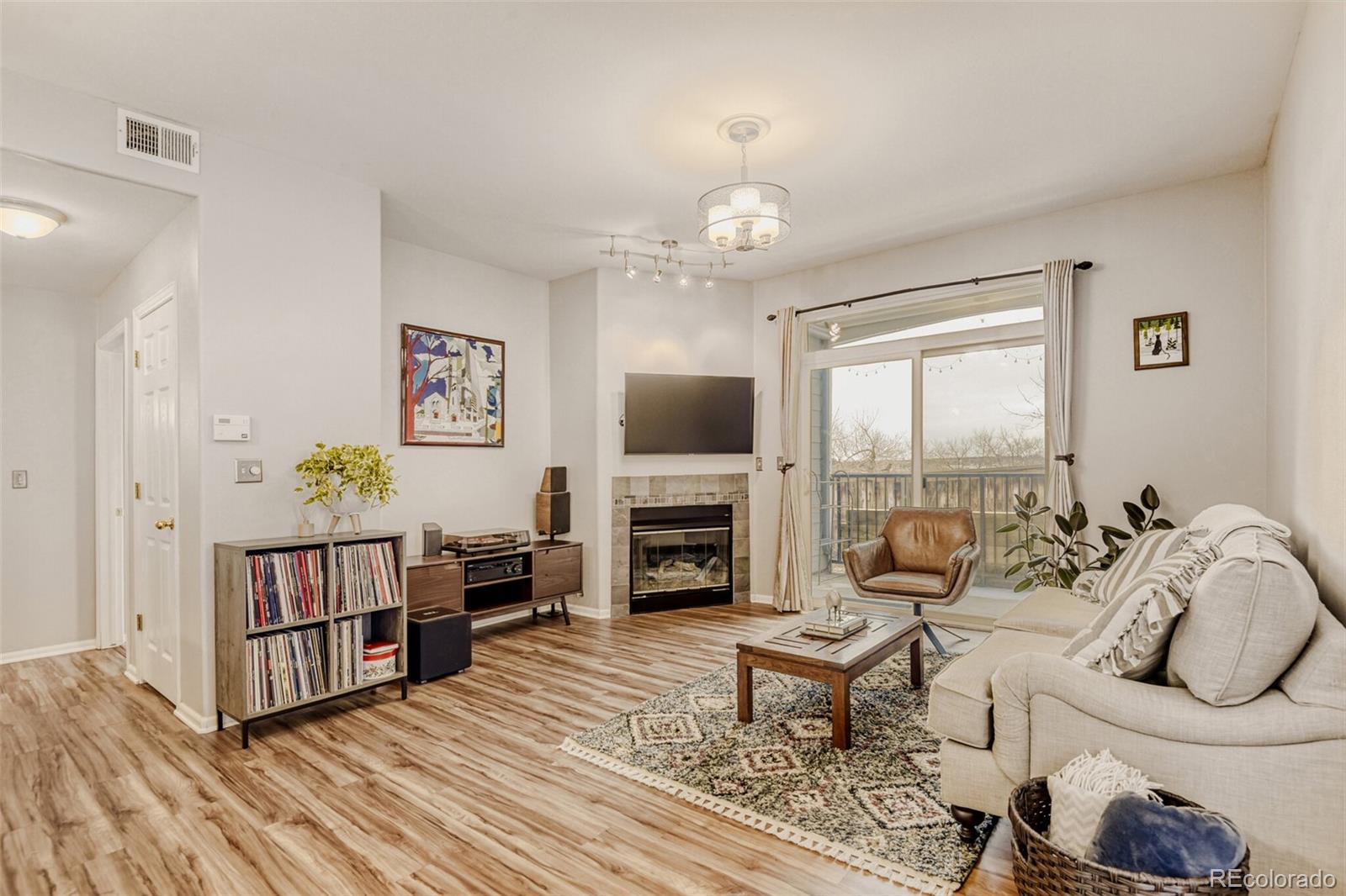 MLS Image #12 for 8500 e jefferson avenue 10g,denver, Colorado