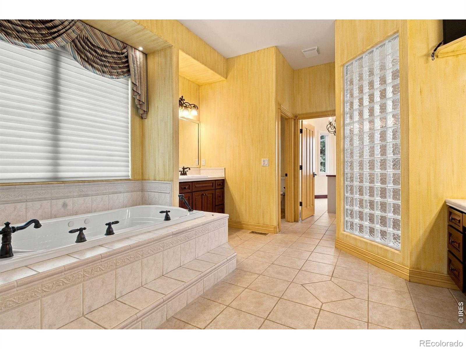 MLS Image #19 for 647  54th ave ct,greeley, Colorado