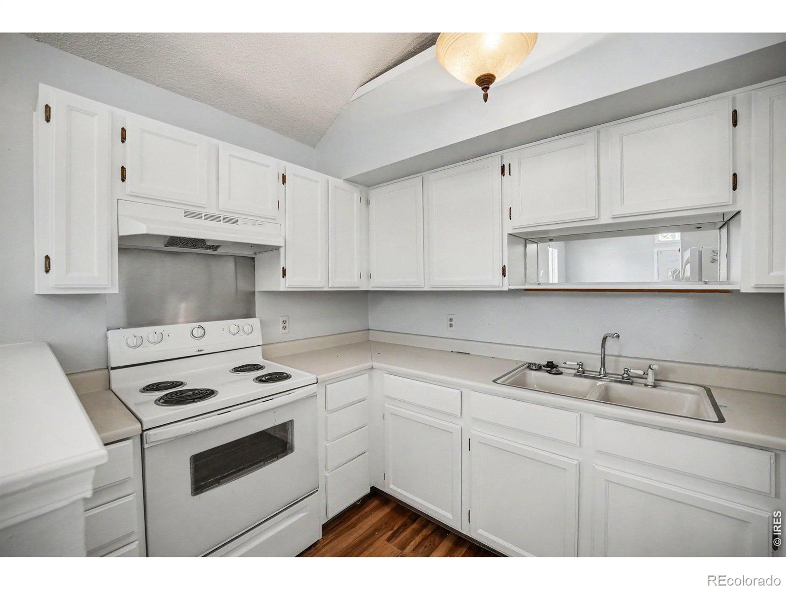 MLS Image #11 for 4931  garrison street,wheat ridge, Colorado