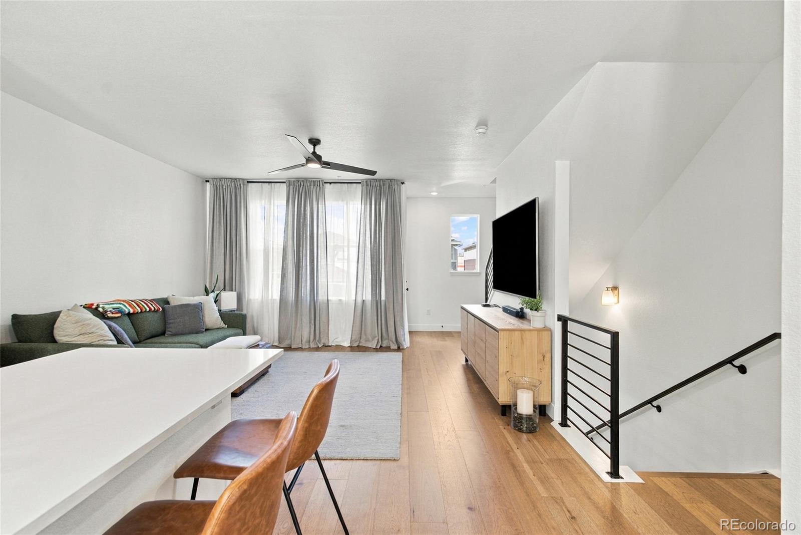 MLS Image #5 for 6920  eliot street,denver, Colorado