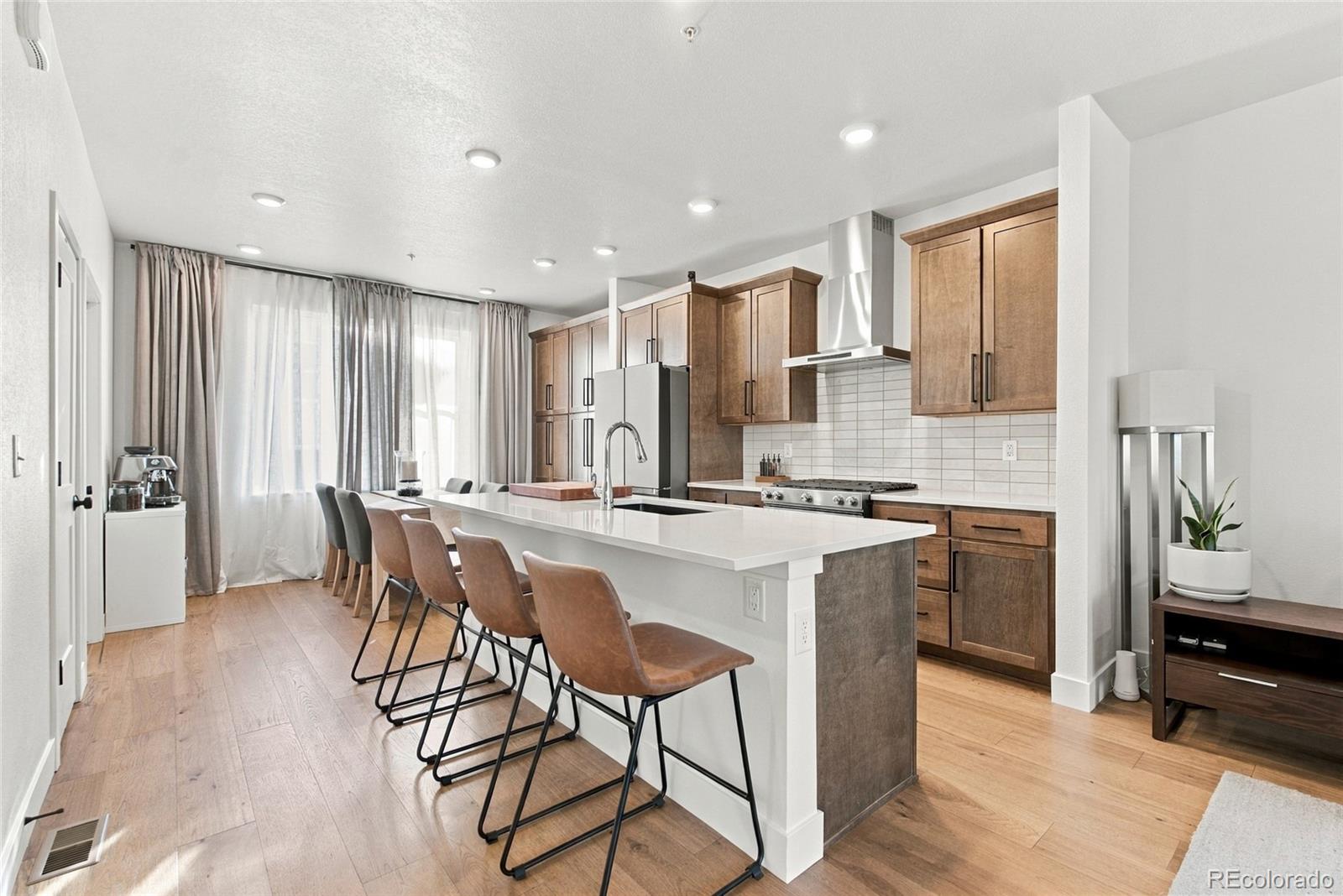 MLS Image #6 for 6920  eliot street,denver, Colorado