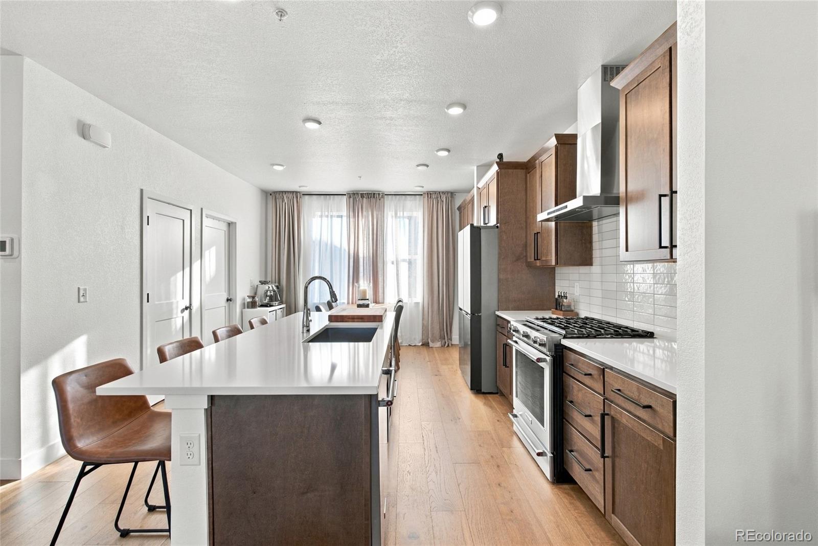 MLS Image #7 for 6920  eliot street,denver, Colorado