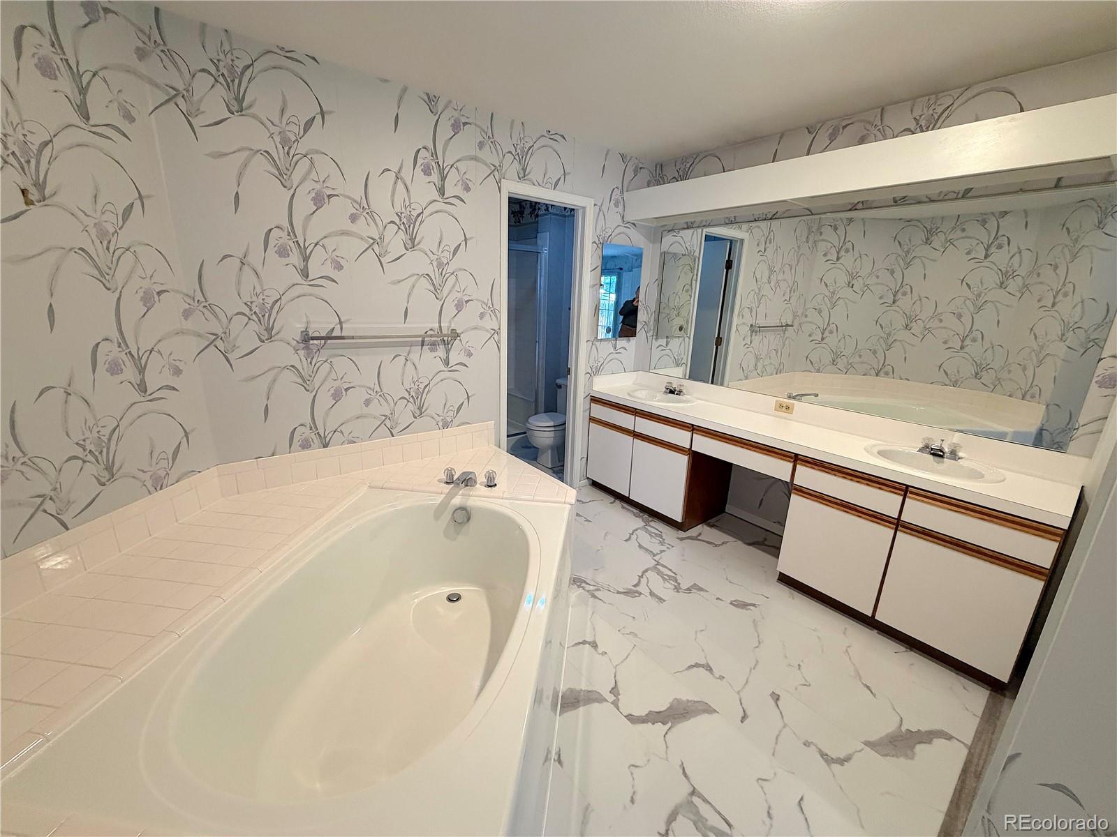 MLS Image #16 for 5267 s cody street,littleton, Colorado