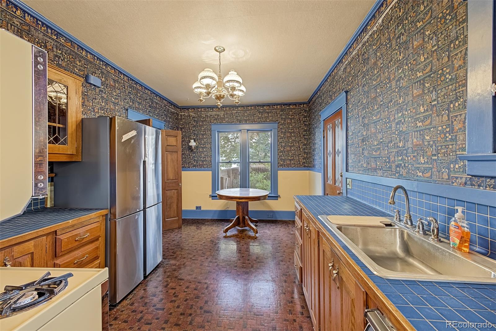 MLS Image #10 for 116 e columbia street,colorado springs, Colorado