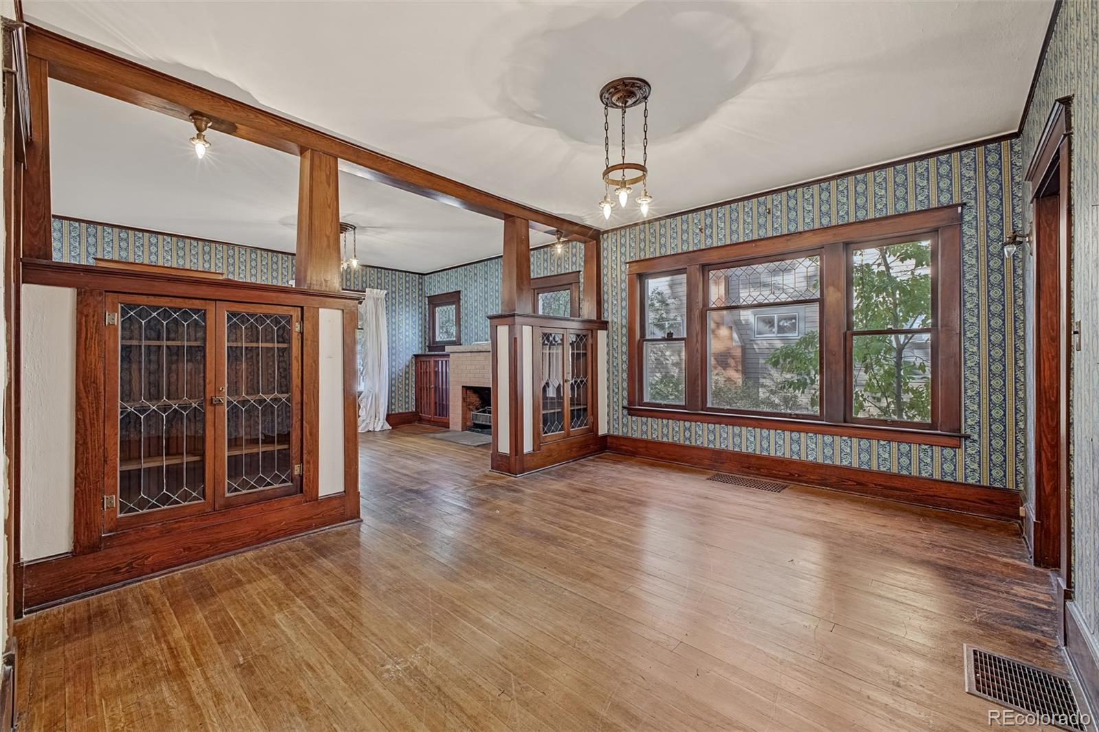 MLS Image #4 for 116 e columbia street,colorado springs, Colorado