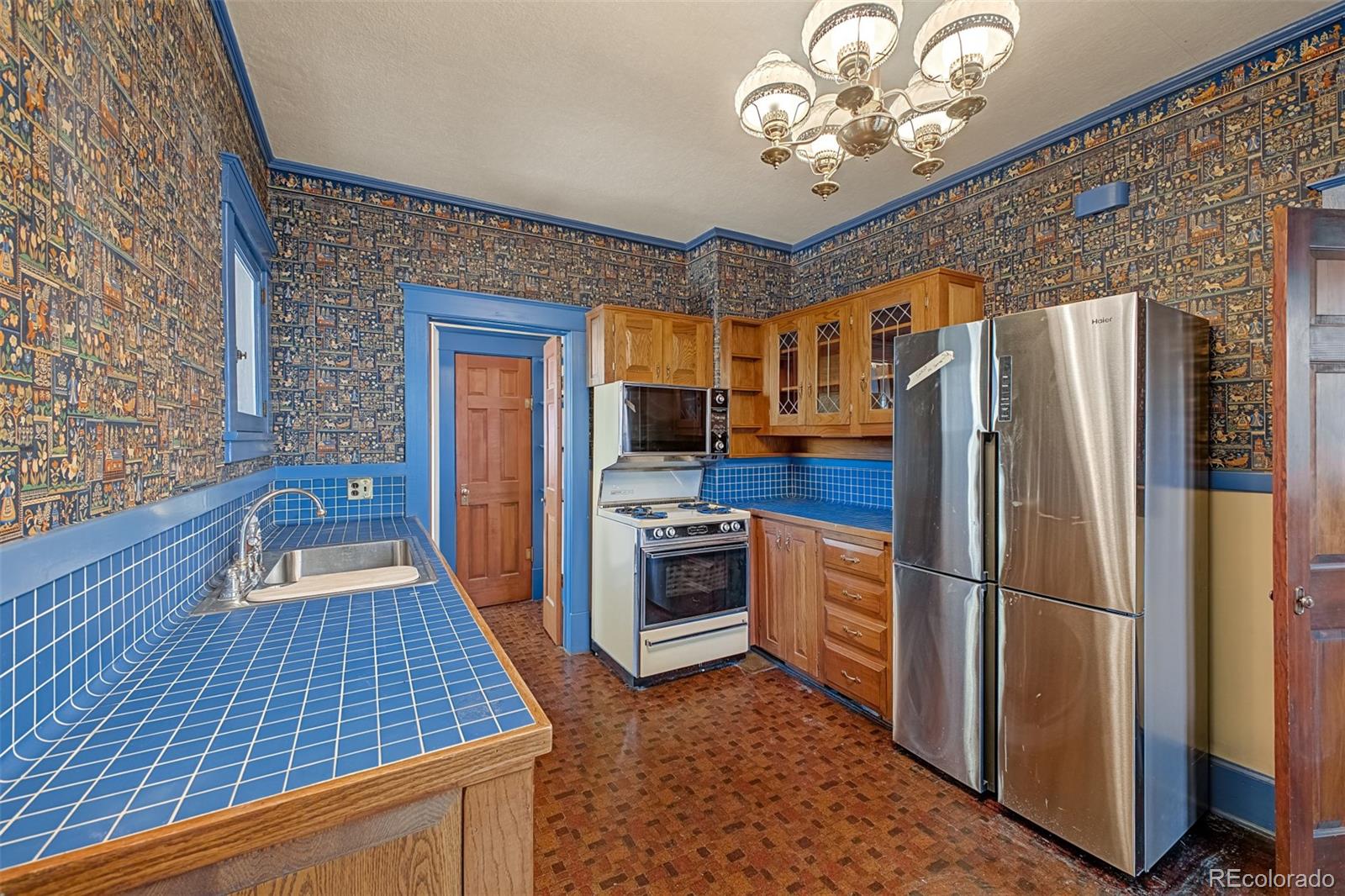 MLS Image #8 for 116 e columbia street,colorado springs, Colorado
