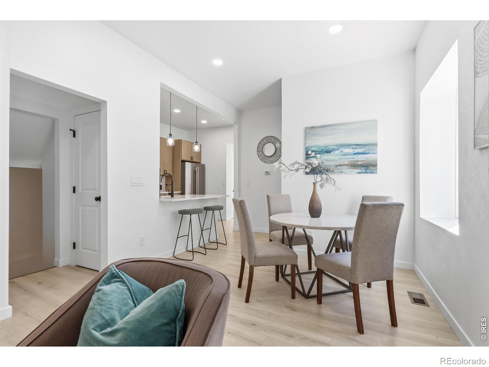MLS Image #11 for 662 s logan street,denver, Colorado