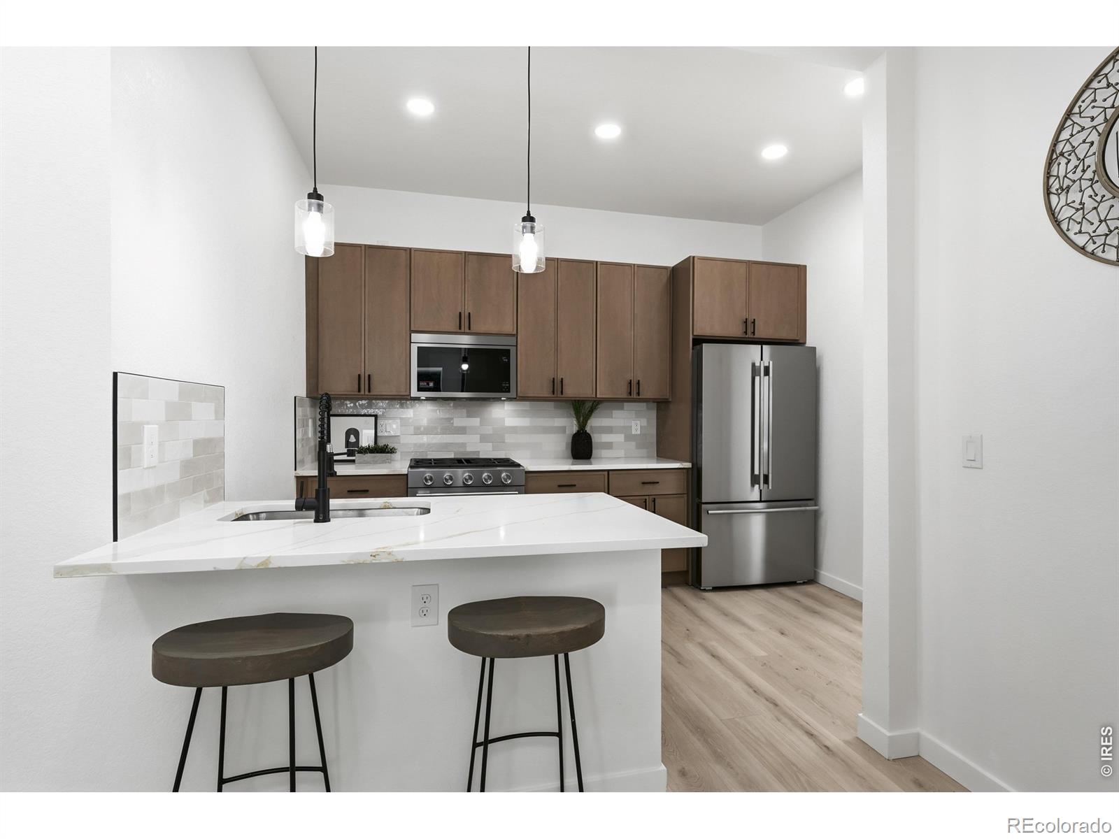 MLS Image #15 for 662 s logan street,denver, Colorado