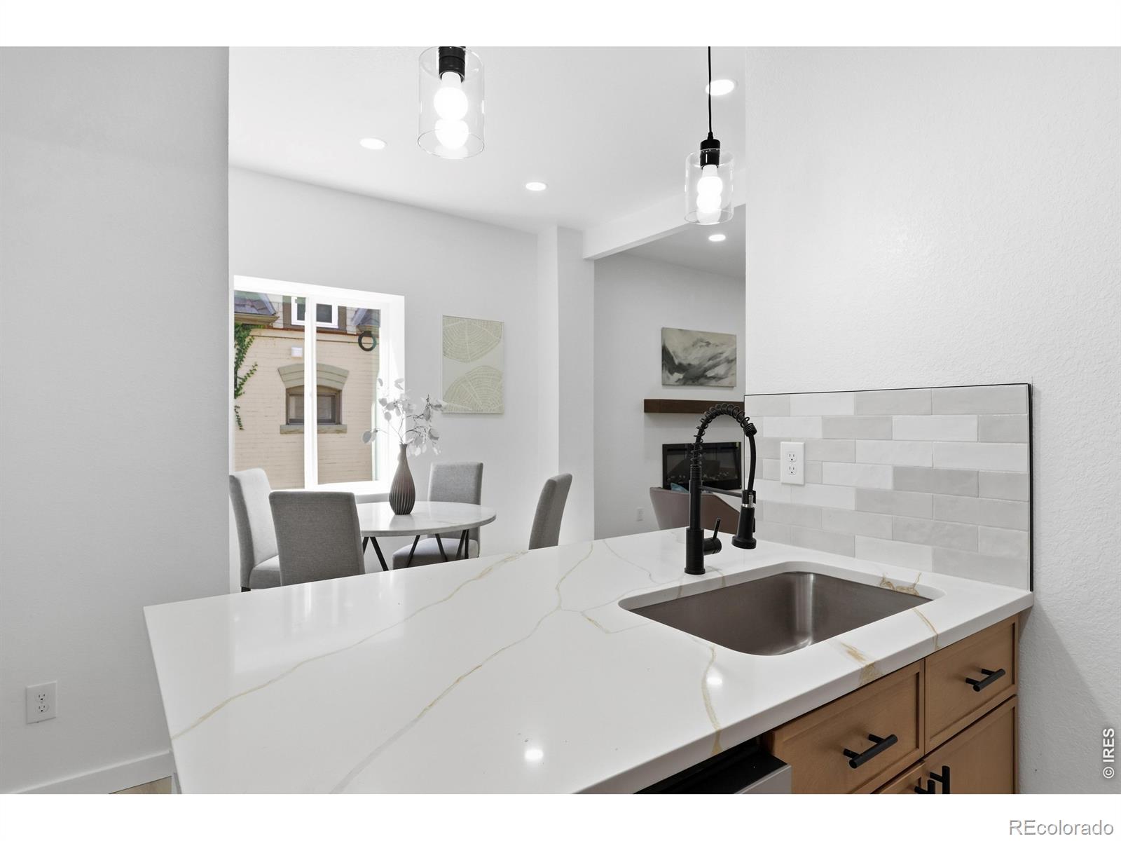 MLS Image #21 for 662 s logan street,denver, Colorado