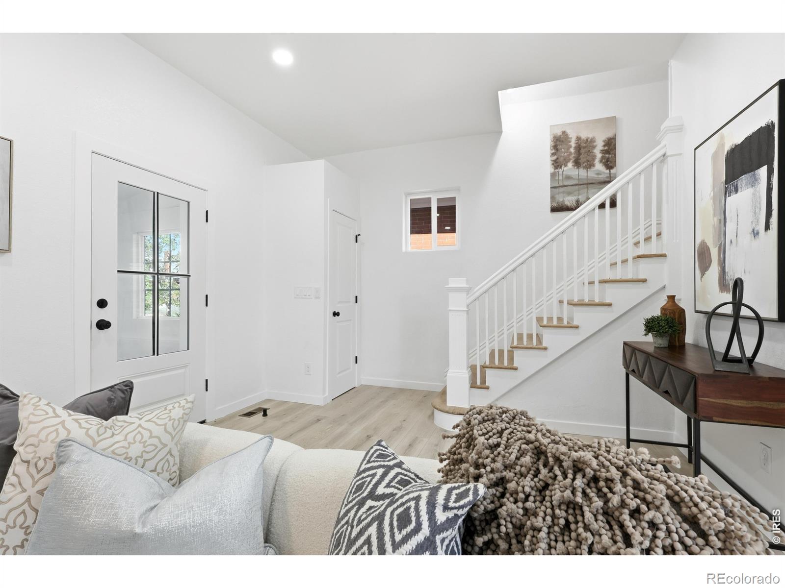 MLS Image #5 for 662 s logan street,denver, Colorado