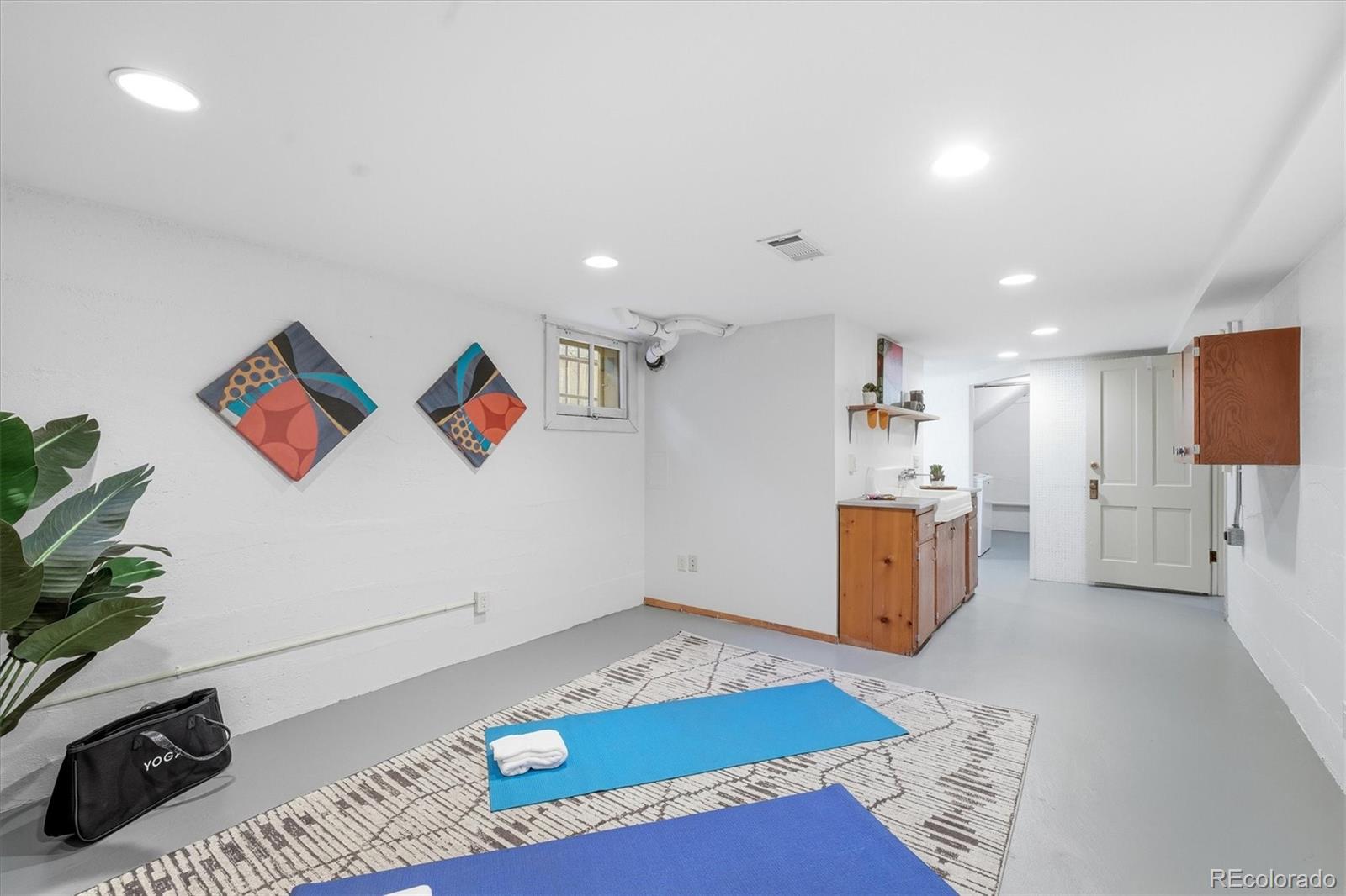 MLS Image #29 for 334 s clarkson street,denver, Colorado