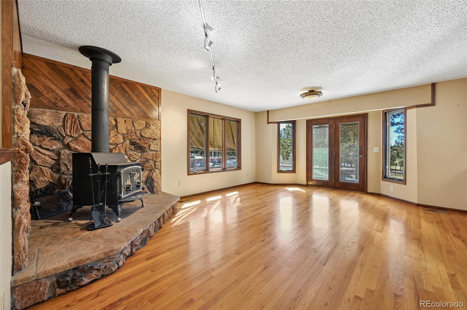 MLS Image #3 for 8220  bar x terrace,colorado springs, Colorado