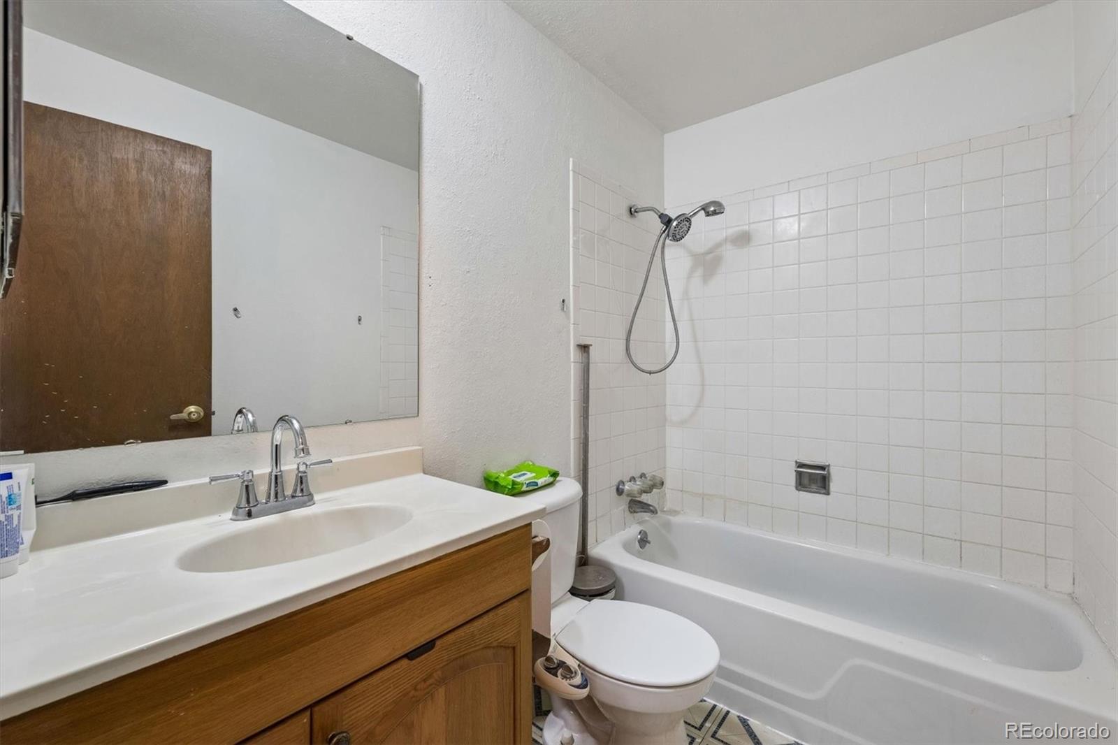 MLS Image #14 for 13196 e exposition drive,aurora, Colorado