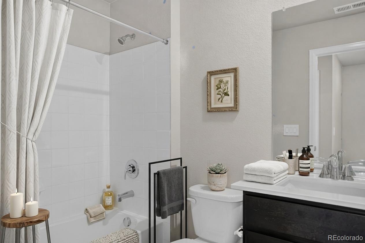 MLS Image #7 for 21267 e 65th avenue,aurora, Colorado