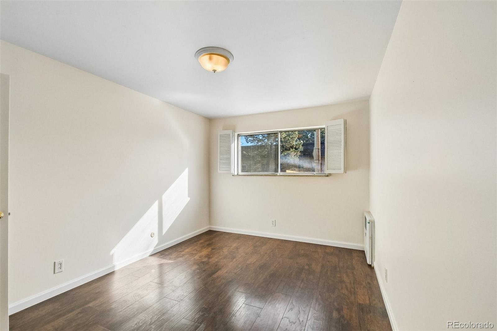 MLS Image #15 for 2201 s holly street,denver, Colorado